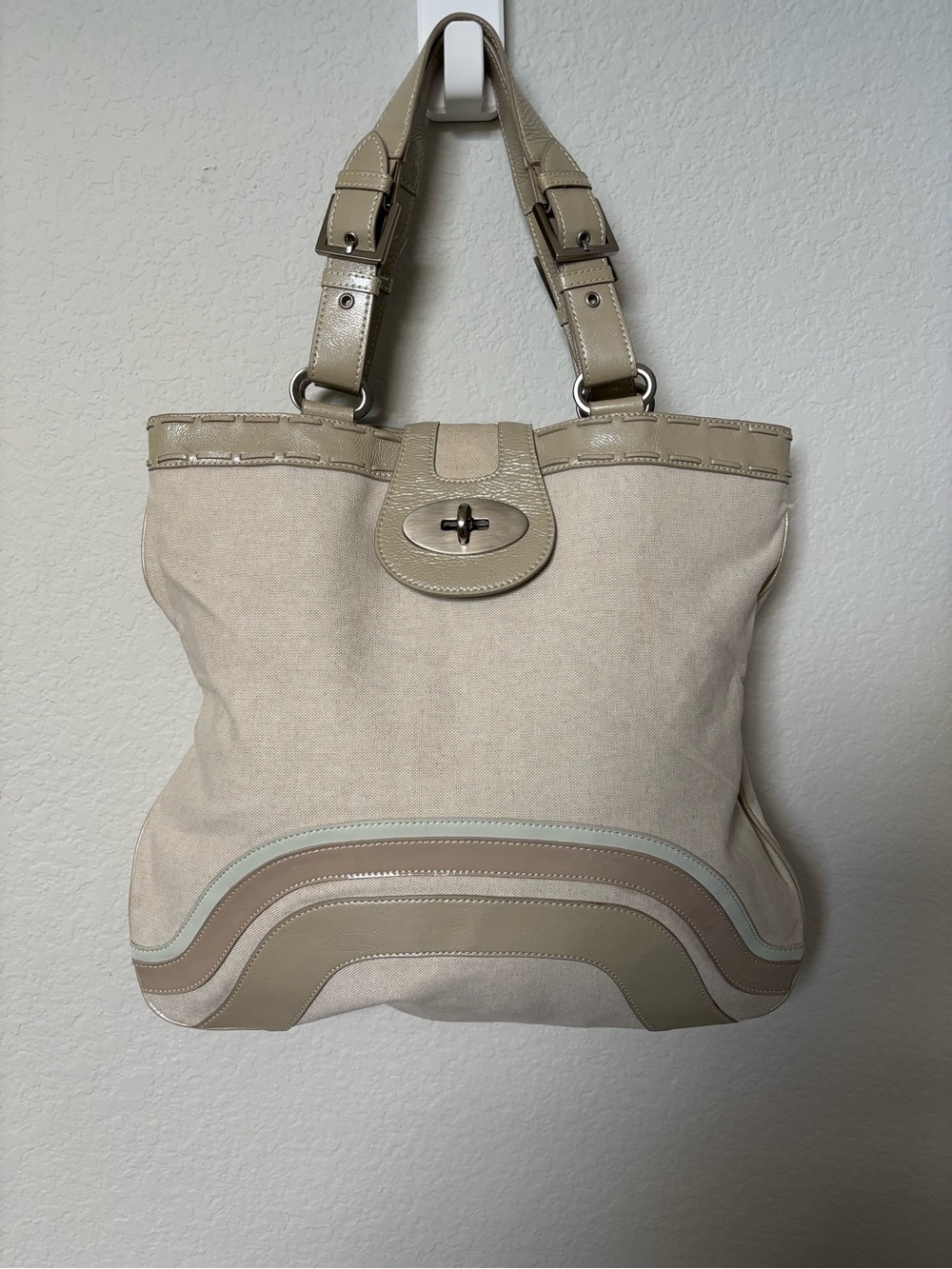 Title: Vintage Kathy Van Zeeland Canvas Tote Bag - Y2K Cream & Taupe Turn-Lock